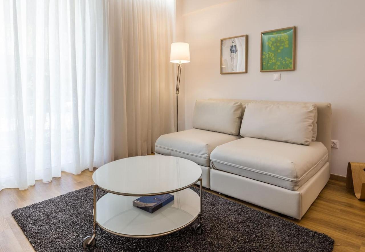 Elegant Apartment W Great Balcony In Vouliagmeni Athene Buitenkant foto