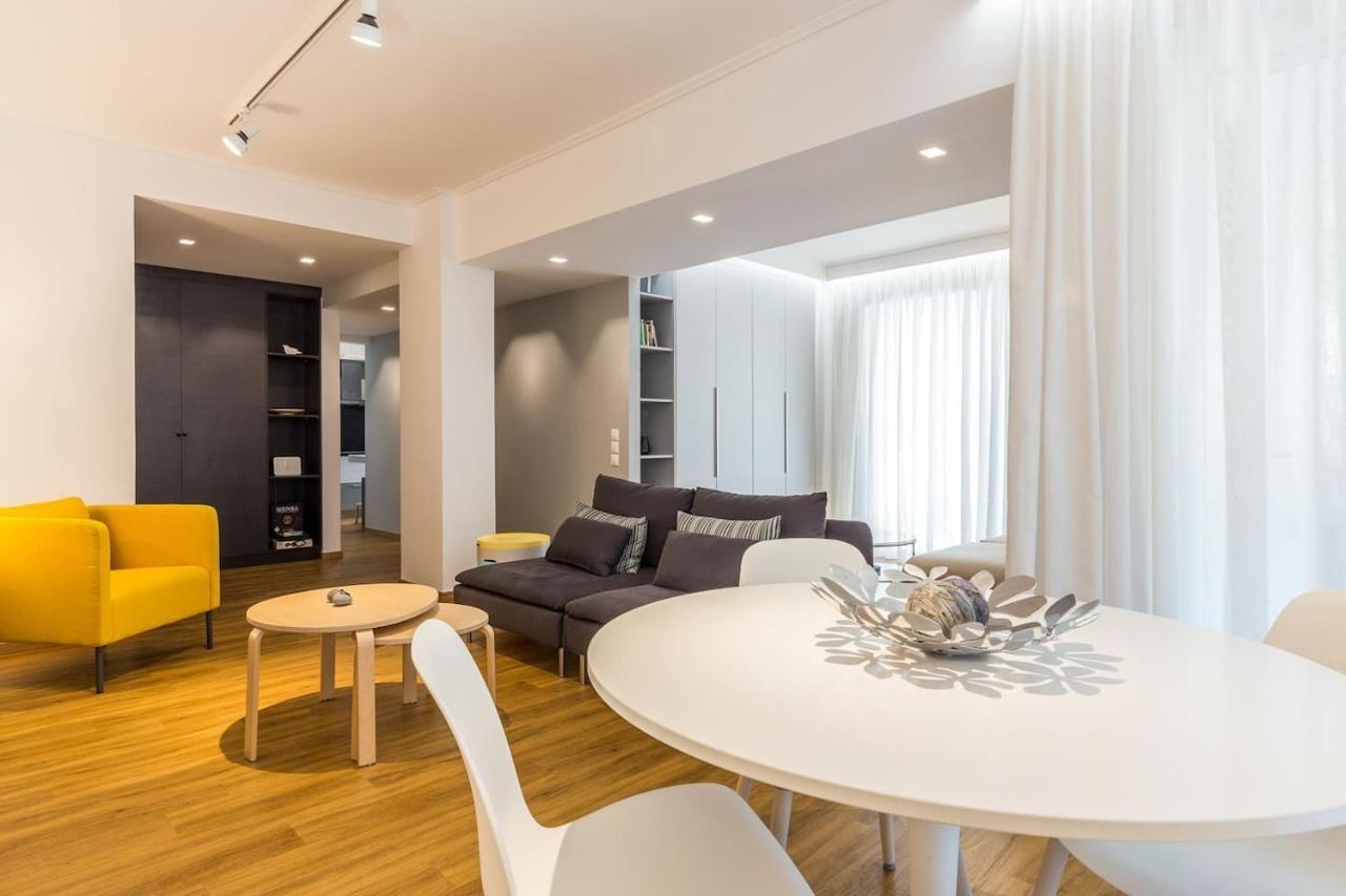 Elegant Apartment W Great Balcony In Vouliagmeni Athene Buitenkant foto